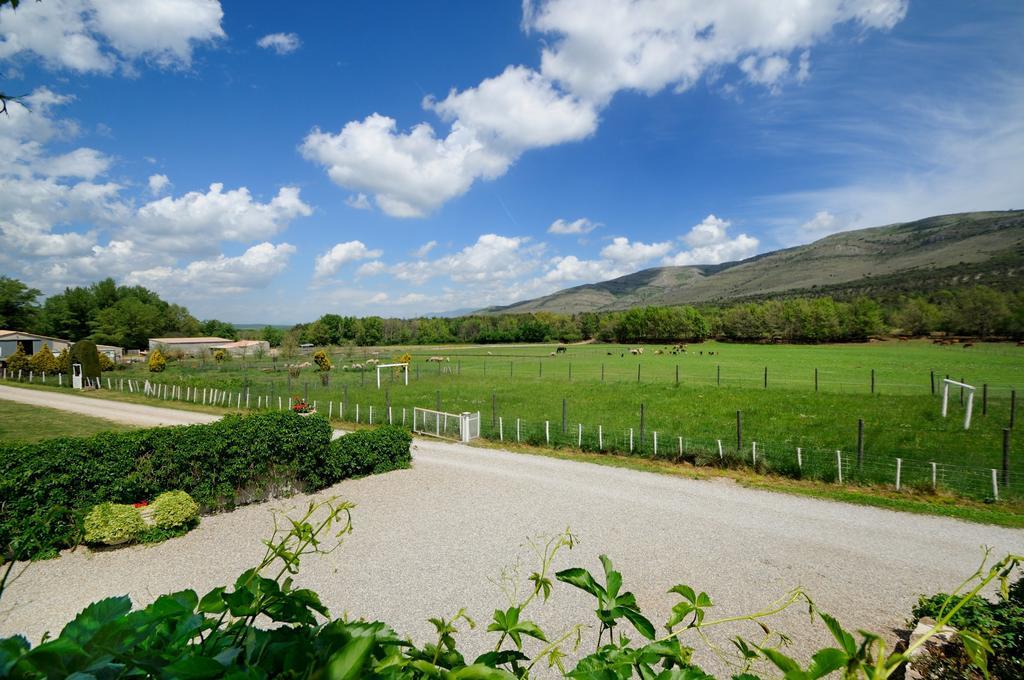 Domaine De Majastre Bed and Breakfast Bauduen Buitenkant foto